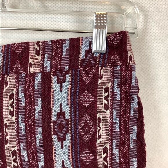 Sz 5 Hollister Aztec Shorts - Picture 3 of 6